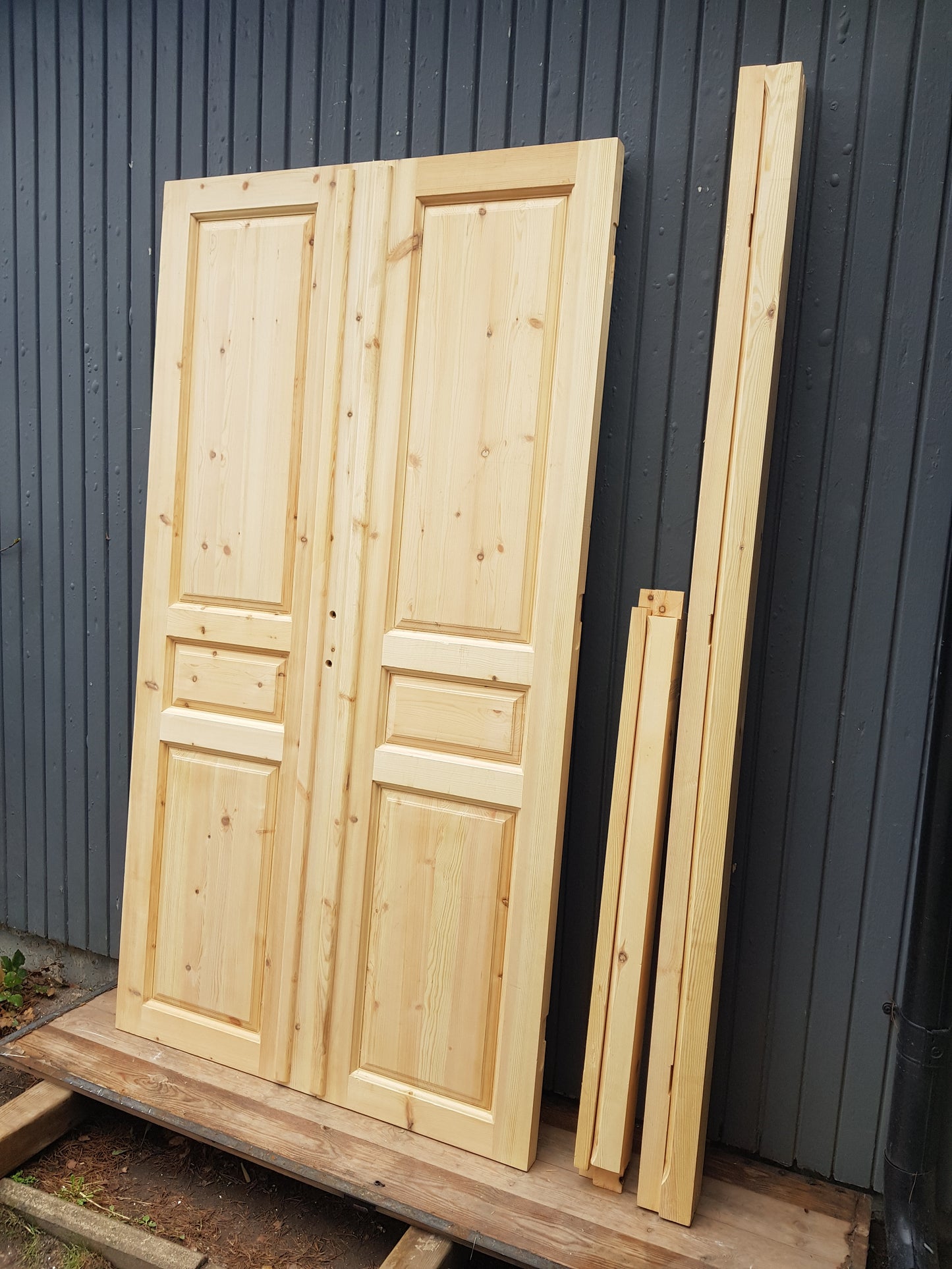 Art 836 Såld b117 h208.5 15000 kr
