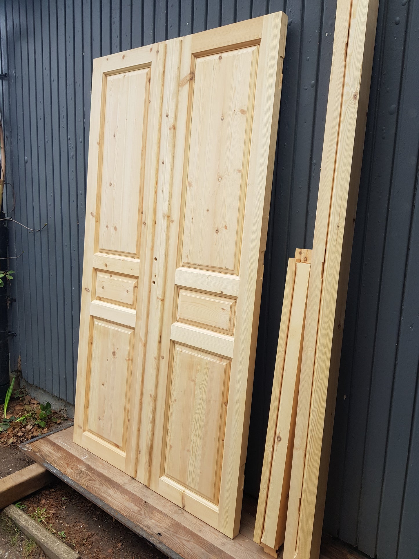 Art 836 Såld b117 h208.5 15000 kr