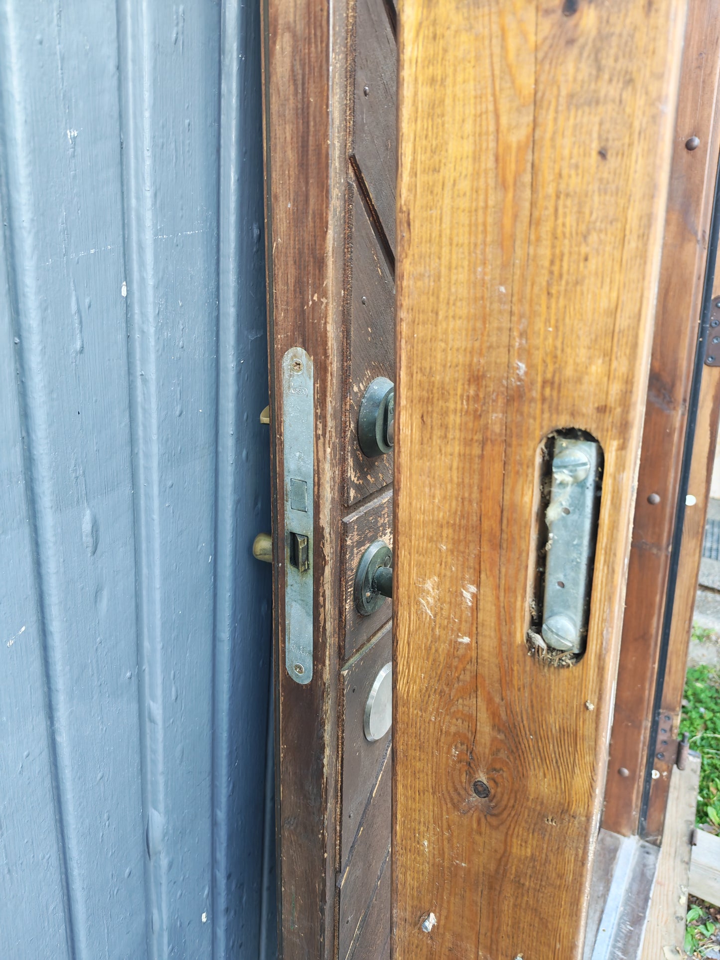 Art 1000A B100 H210 pris 6000 KR