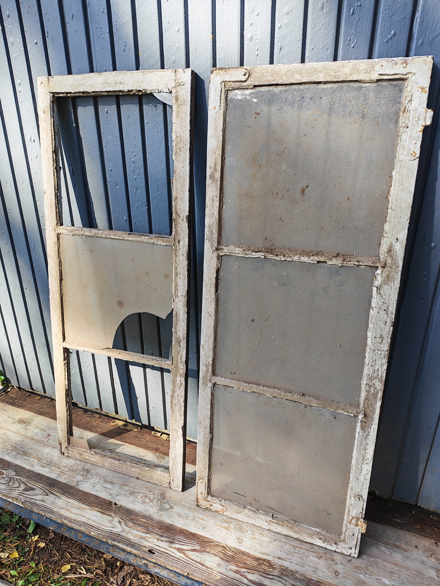 ART 04N 2ST B49 H126 D3 PRIS 700kr KR PER ST 1ST HEL GLAS 1ST TRASIGA GLAS