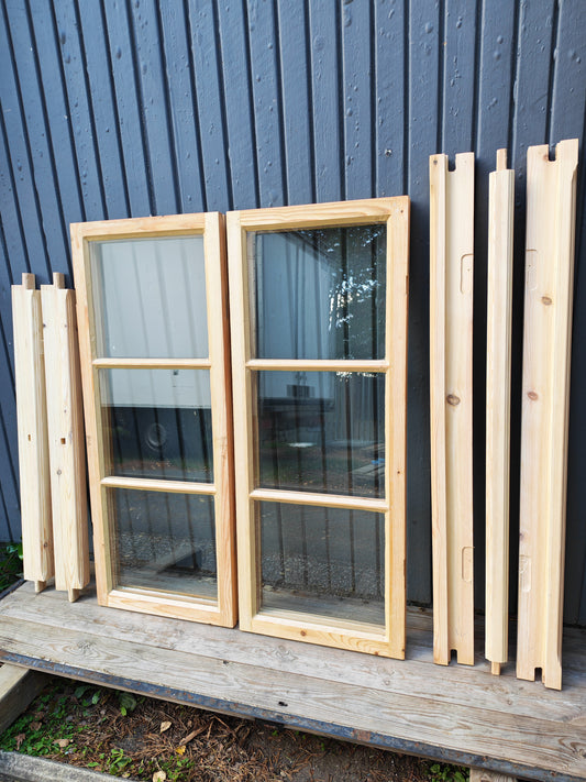 Art 500B Såld B100 H120 8000 kr kopplade fönster äkta spröjs