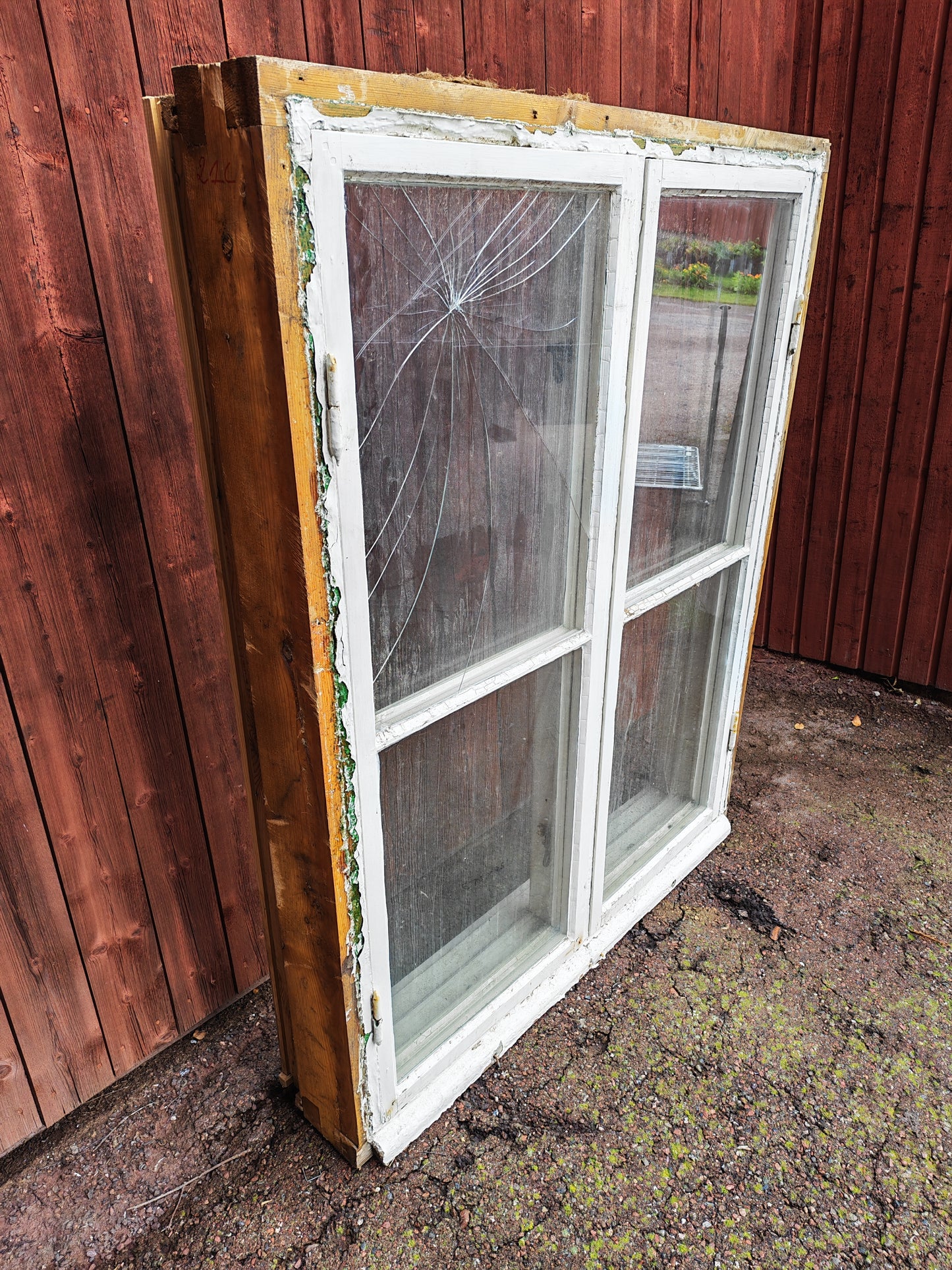 ART 21C B120 H150 5000KR ÄKTA SPRÖJS PÅ BÅDE SIDOR 5000KR BORLÄNGE