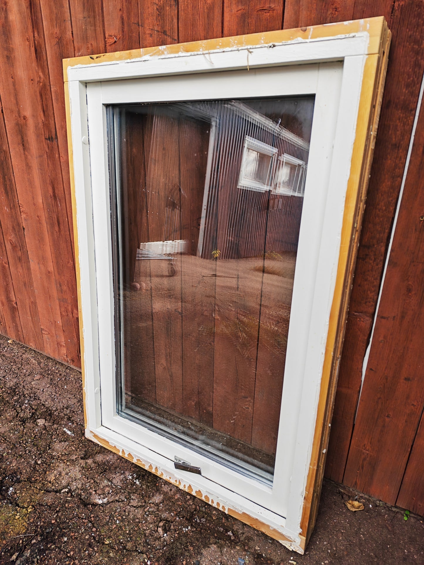 ART 21H B79 H118, 5 TRE GLAS VRED FÖNSTER 4000KR BORLÄNGE