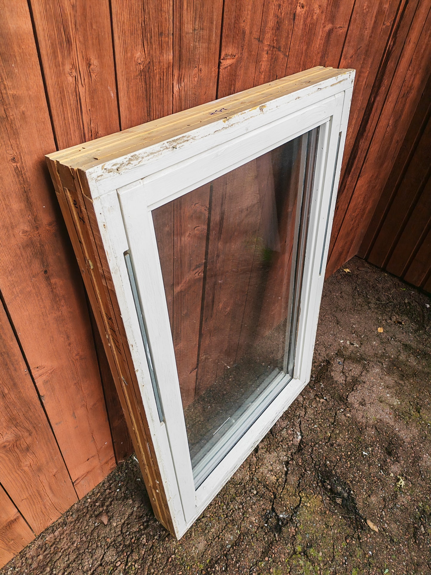 ART 21H B79 H118, 5 TRE GLAS VRED FÖNSTER 4000KR BORLÄNGE