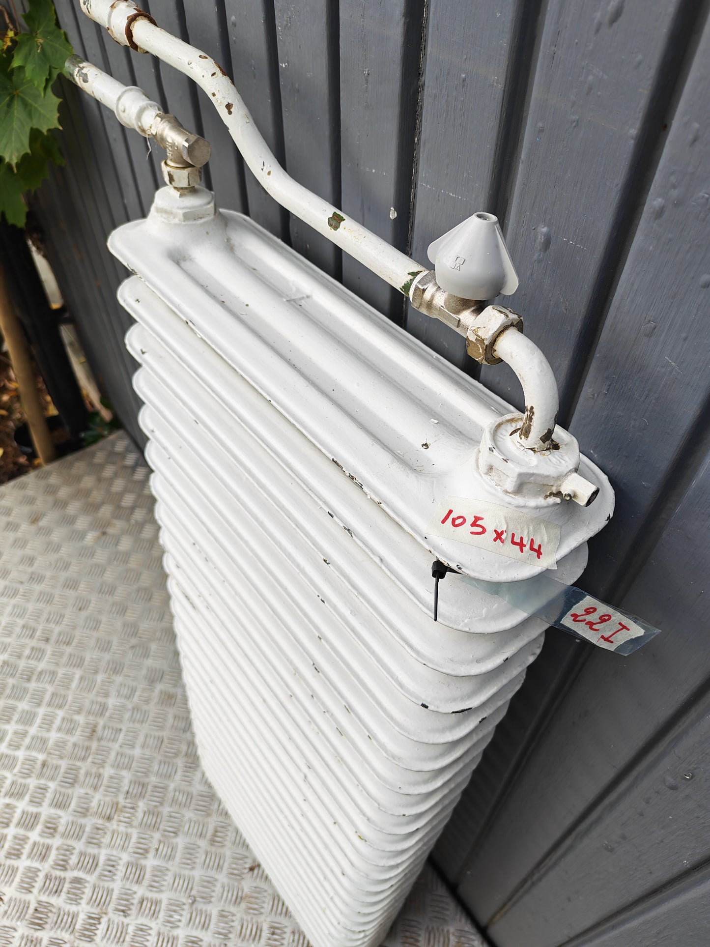 ART 22i   B105  H44  D13  PRIS 3500 KR