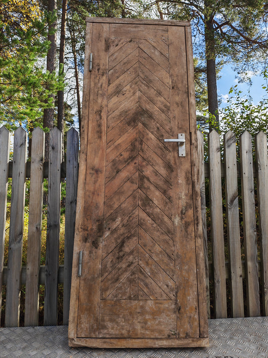 ART 24F B65 H181 D12 ÄLDRE DÖRR FRÅN 1900 TAL VÄNSTER PRIS 5000KR