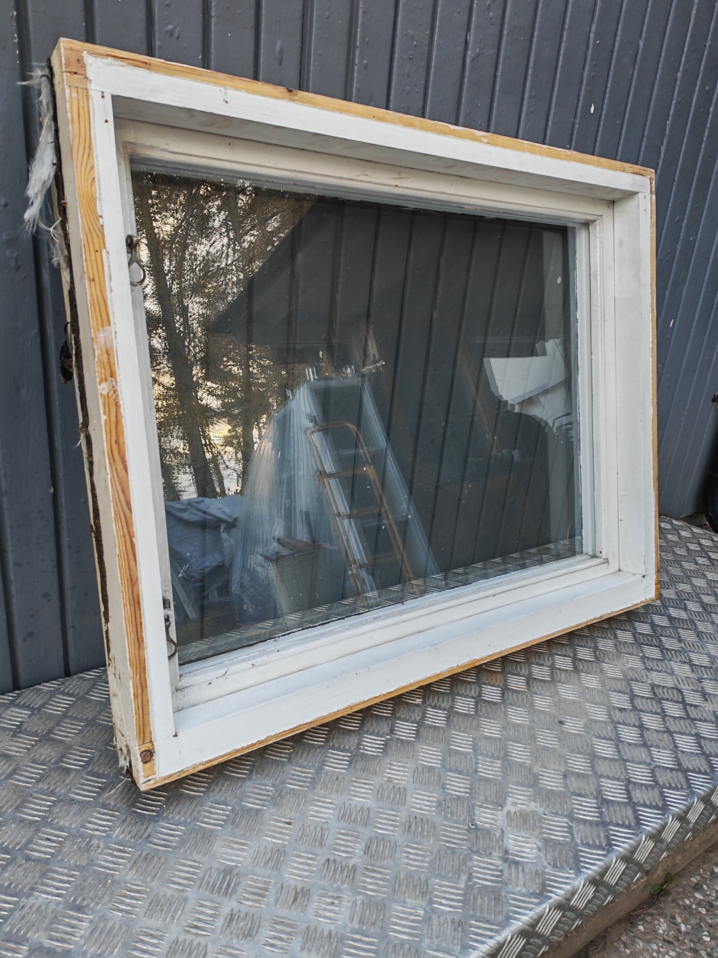 ART 25B    B105, 5 H84, 5  KOPPLAD PRIS 2500KR