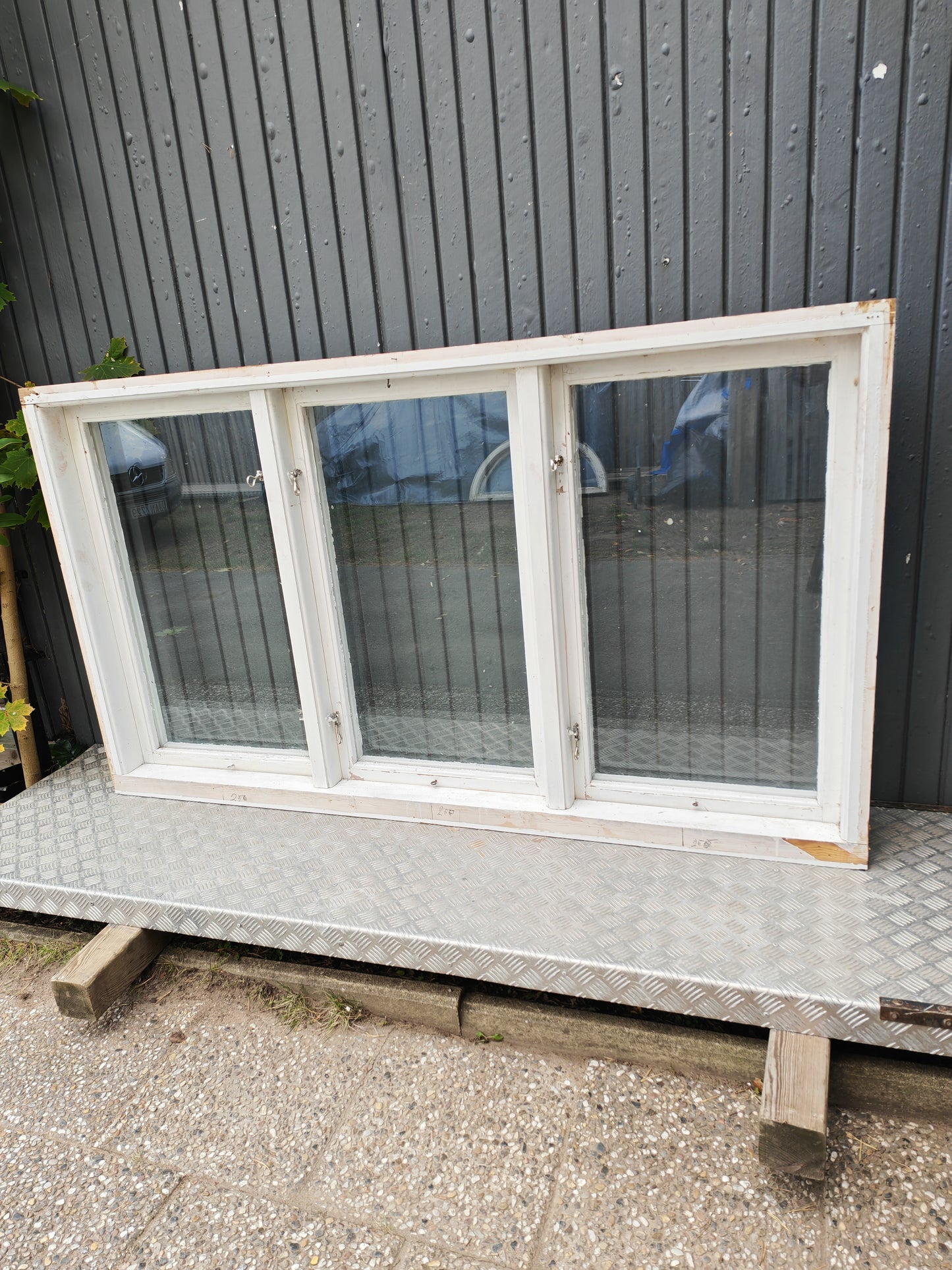 ART 25D   B185 H105 KOPPLADE PRIS 5000KR