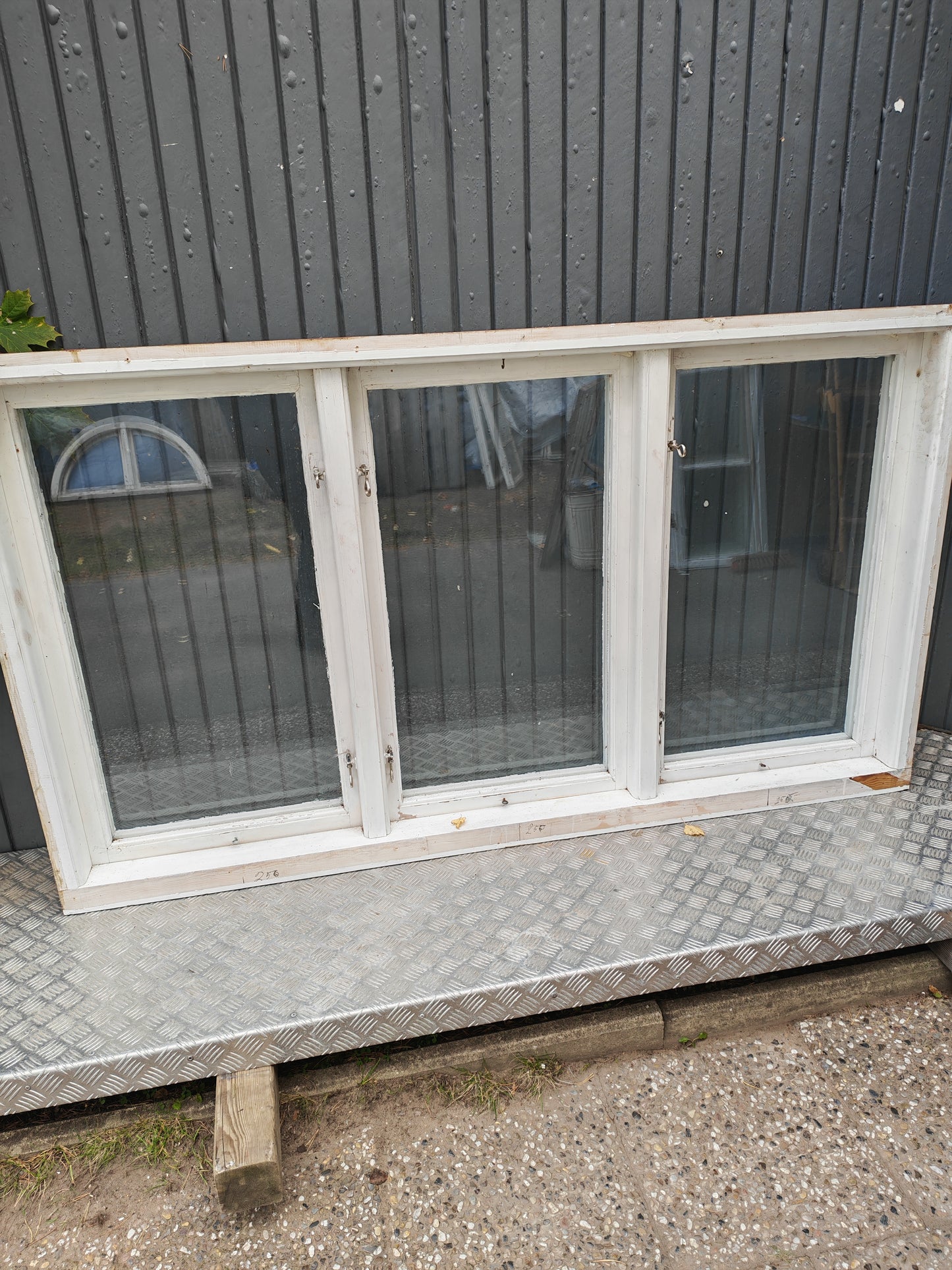 ART 25D   B185 H105 KOPPLADE PRIS 5000KR