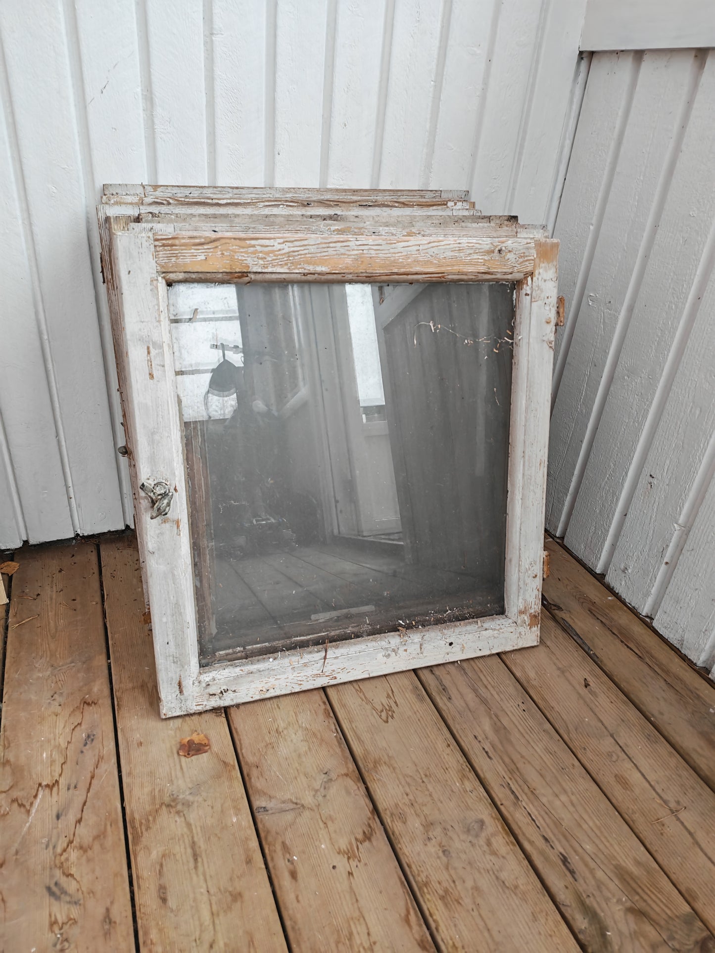 ART 26B 7ST B50,5H53,5  D3 GAMALT GLAS 700 KR PER ST (6ST HELA 1ST BEHÖ BYTA GLAS)