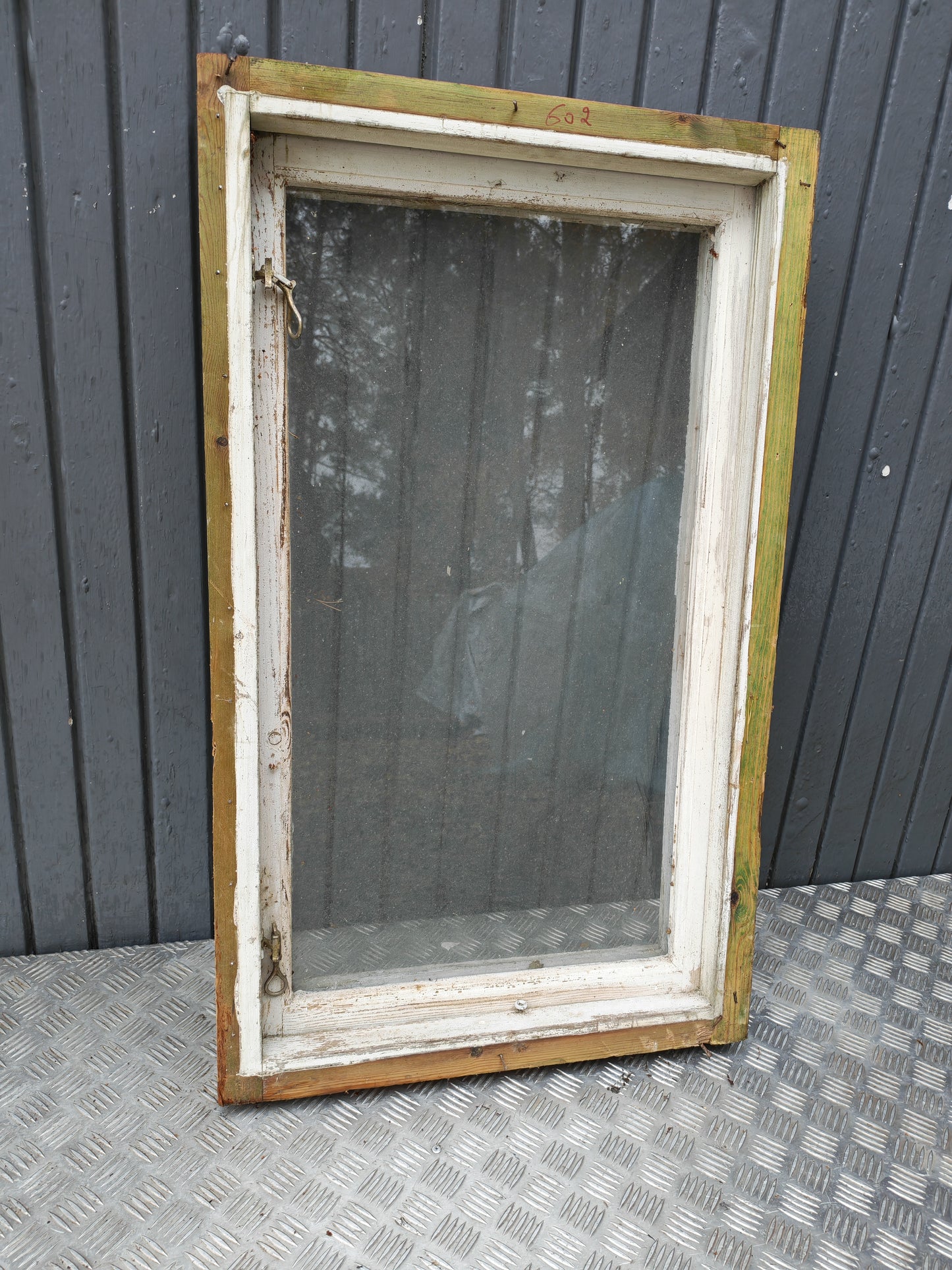 ART 602  B60 H100 D10,5 KOPPLADE PRIS 1500KR behöver fram ruta