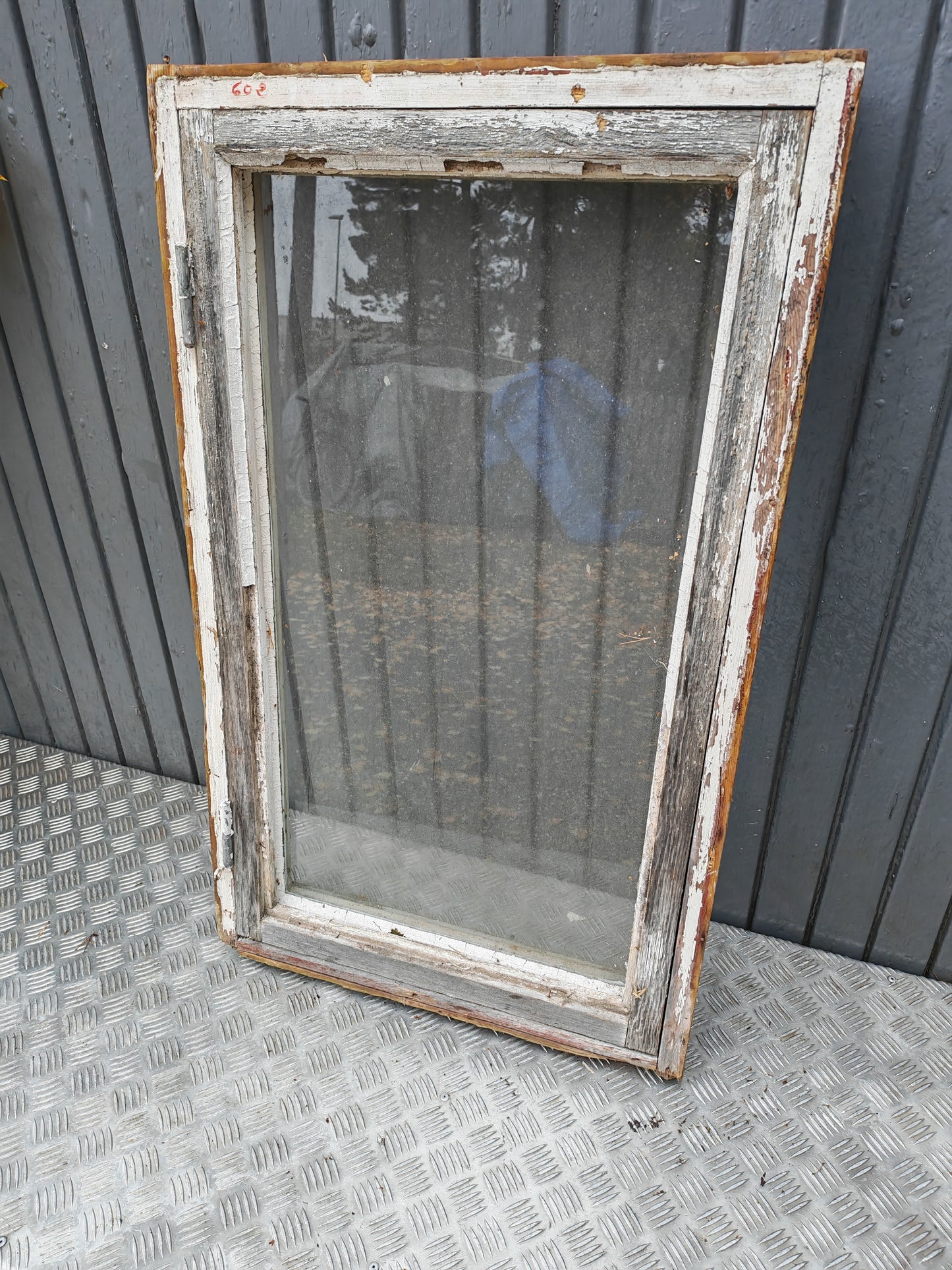 ART 602  B60 H100 D10,5 KOPPLADE PRIS 1500KR behöver fram ruta