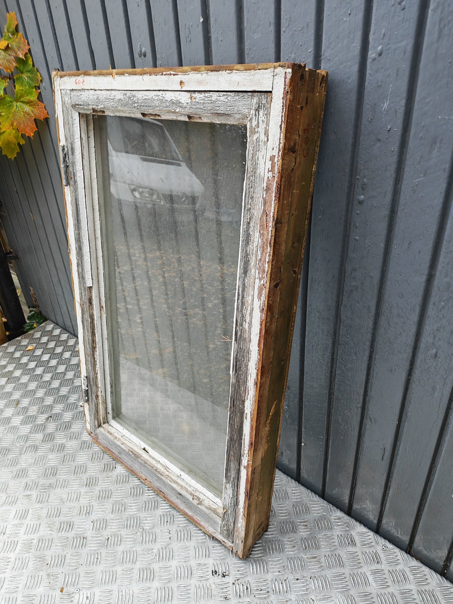 ART 602  B60 H100 D10,5 KOPPLADE PRIS 1500KR behöver fram ruta