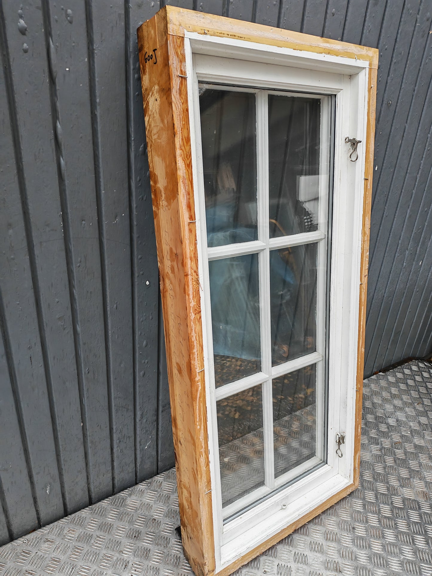 ART 600J  B60 H130 D12 KOPPLADE 3GLAS PÅ INSIDAN PRIS 4000KR