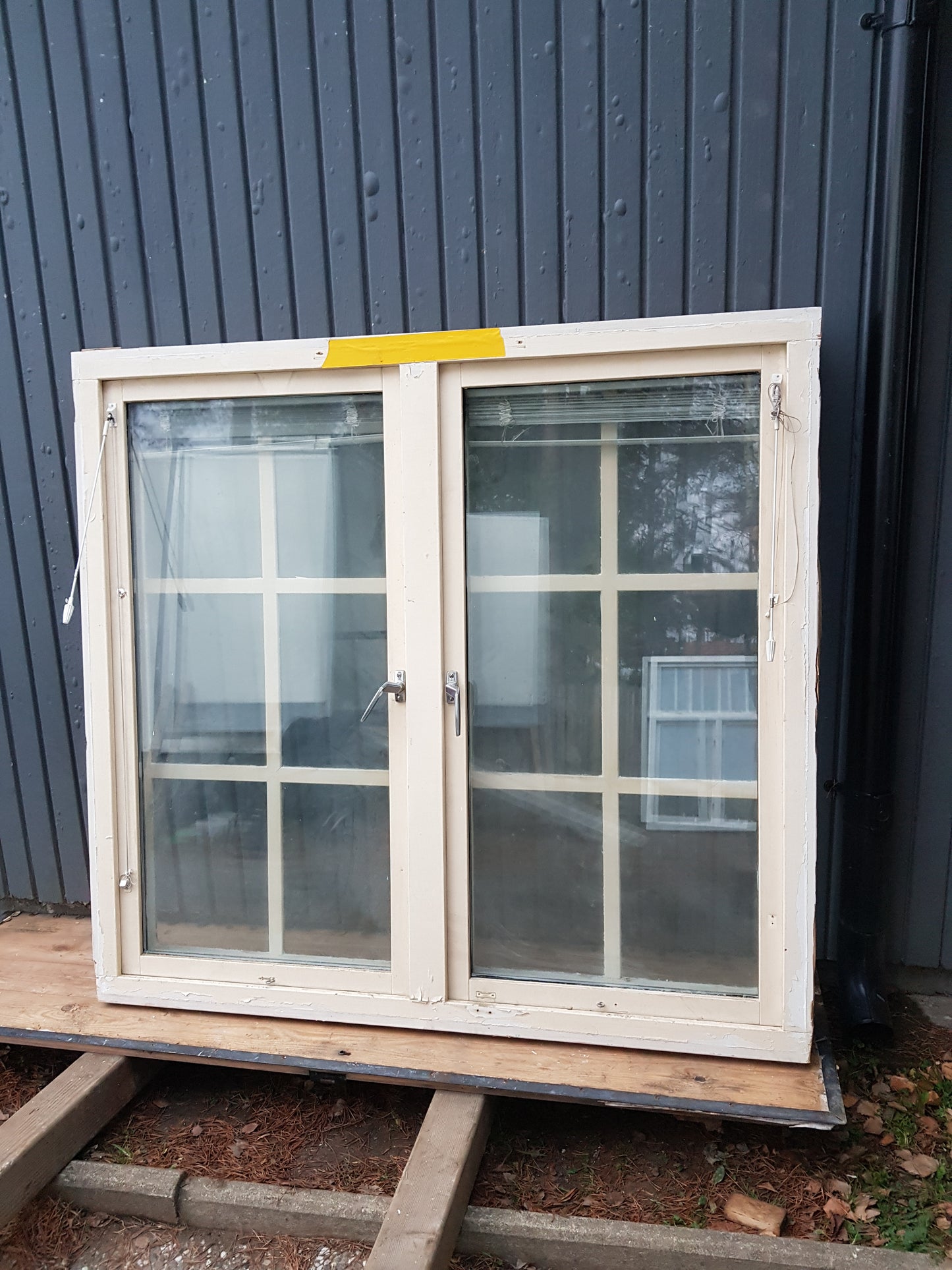 ART 786 B 140 H 130 D 10.5 5000 KR UTÅT 3GLAS