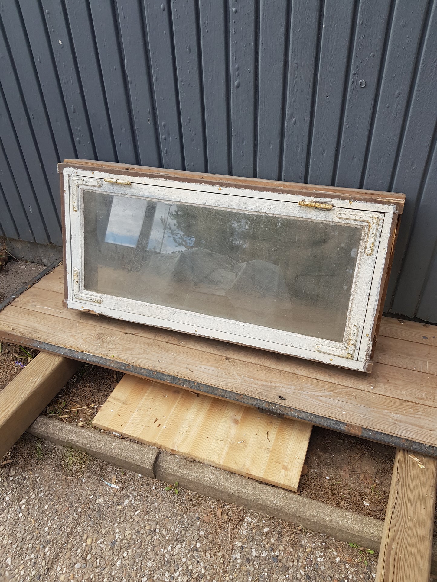 Art 01G B98 H47.5 D14 pris 2500kr