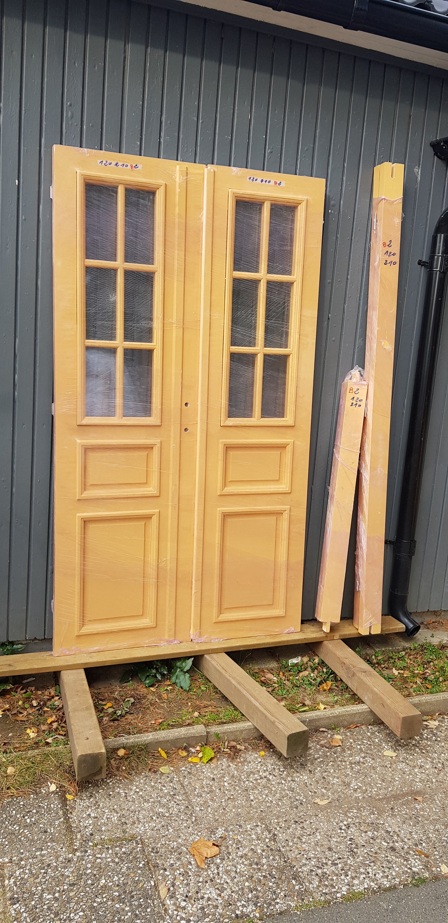 ARTIKELNUMMER 169 b120. h210 pris 16000 kr