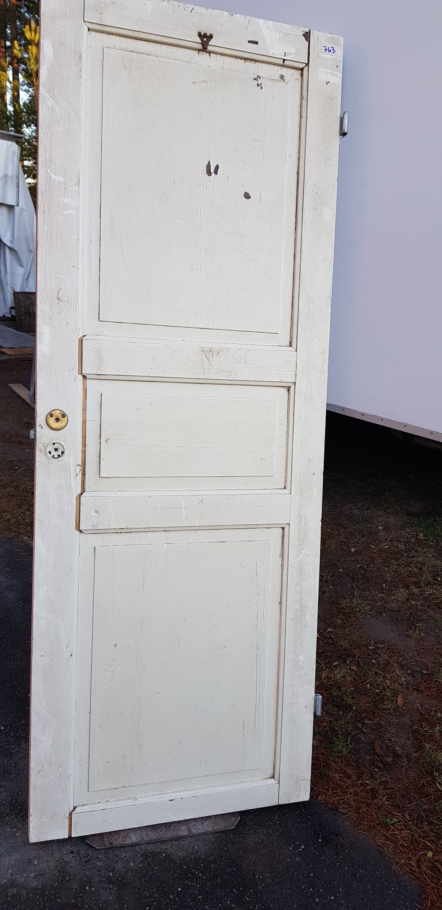 ART 763   B 74    H 200 D 4  PRIS 1500 KR HÖGER