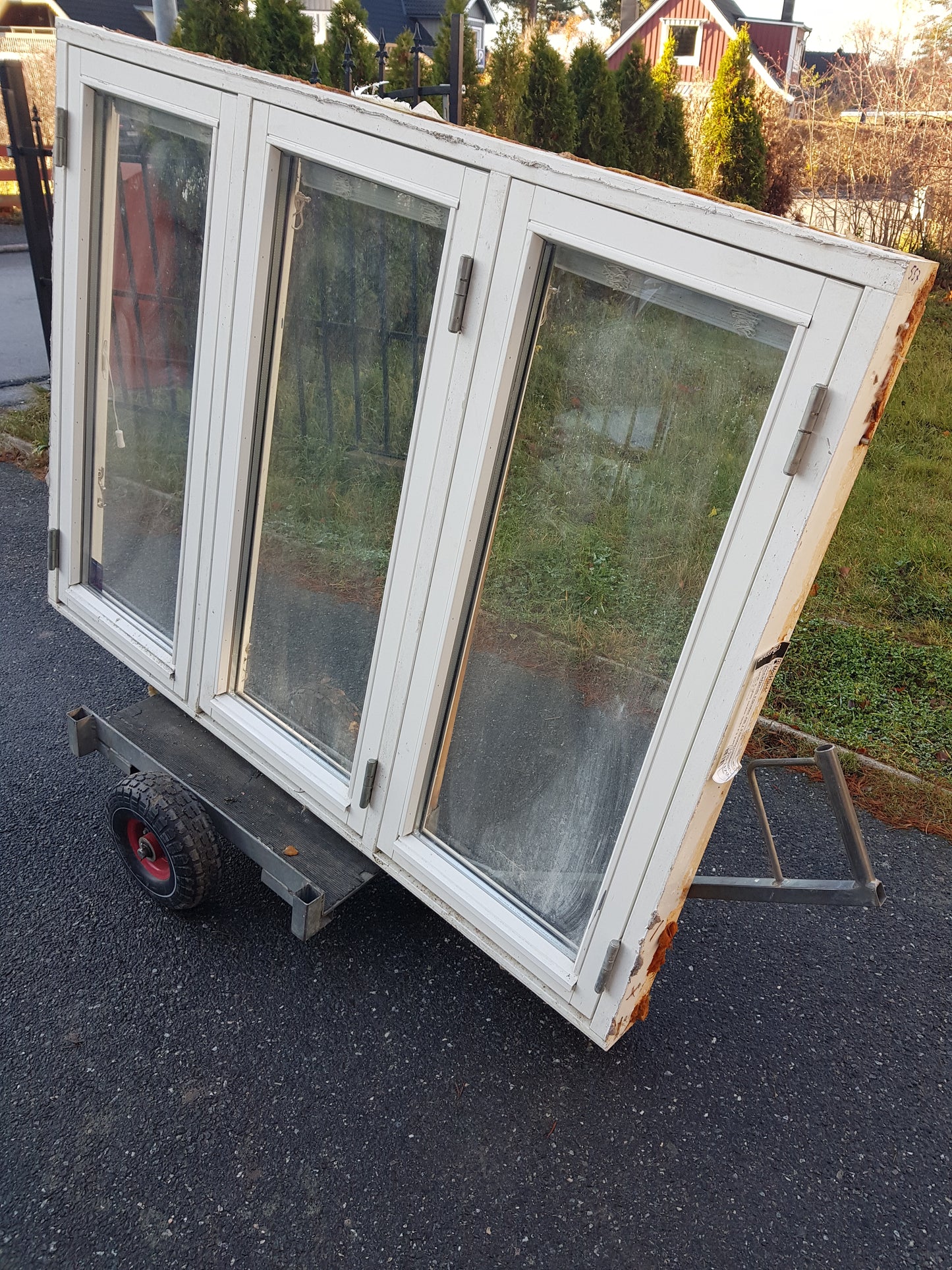 ART 557 B 160 H 120 PRIS 6500 KR 3glas mockfjärd