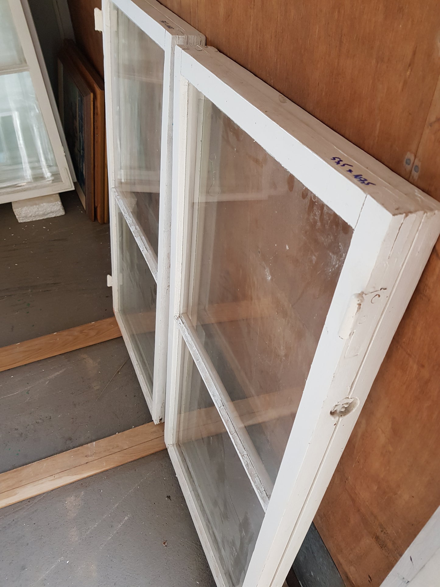 Art 852A   2st b53.5 h107.5 1000kr st utan karm (Borlänge)
