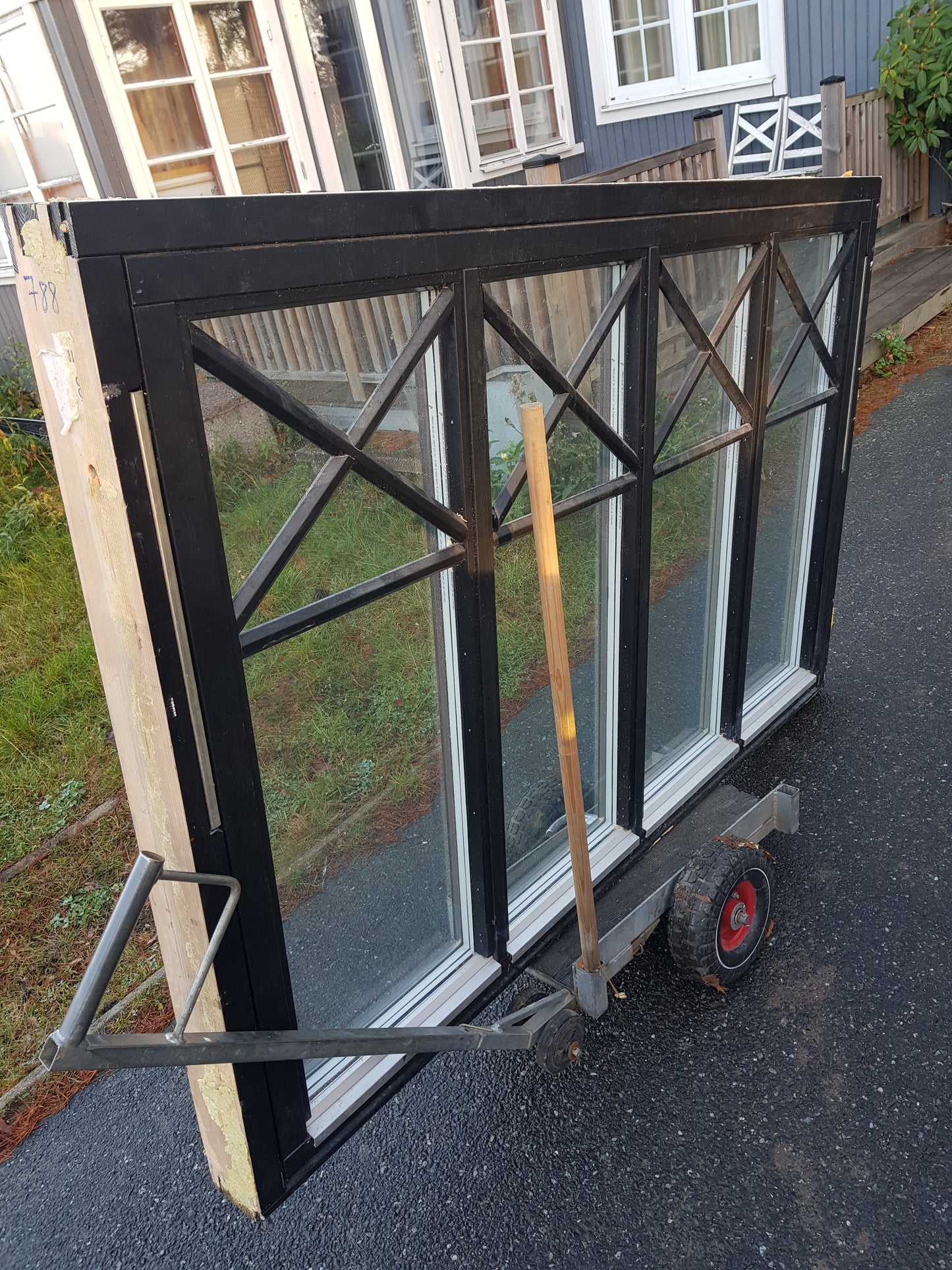 ART 788  B178.5 H118.5 D10.5 PRIS 7000 KR 3glas