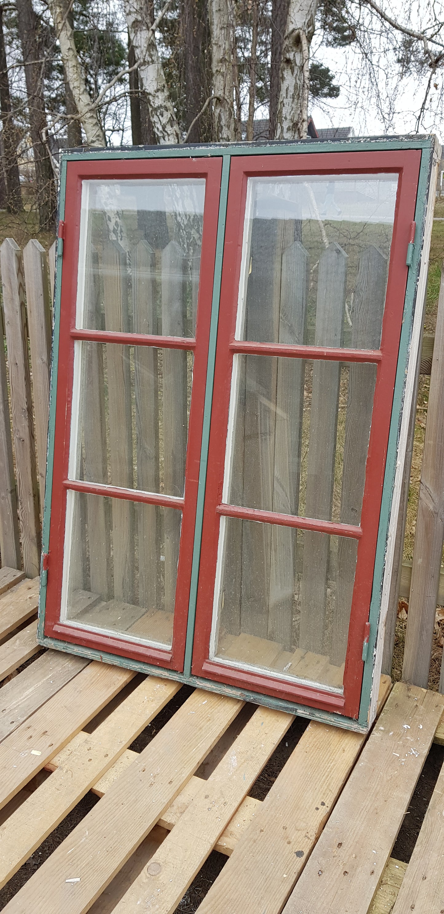 Art 02B 1st B98.5 H138.5 D10.5 kopplade med äkta spröjs 4500 kr