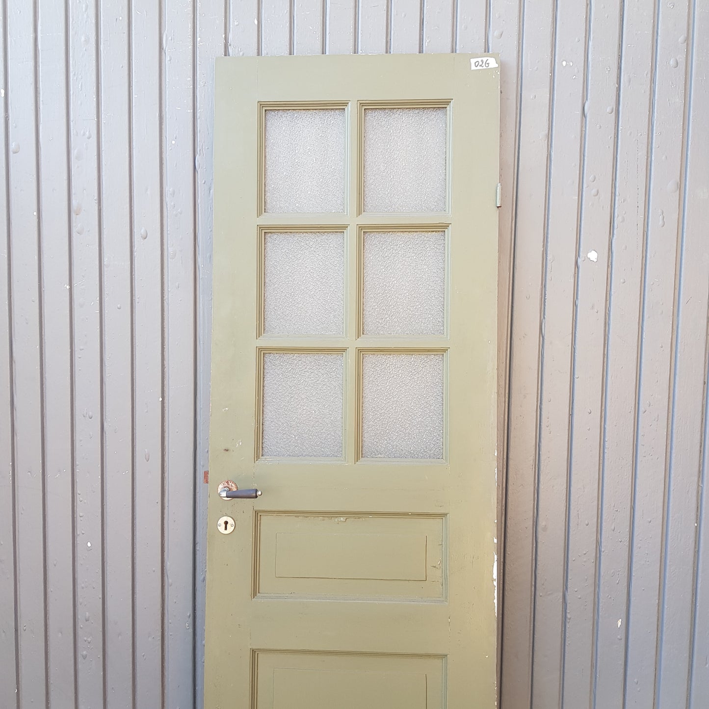 ART 02G B64.5 H193.5 D3.5 PRIS 4000KR Dörr med glas.