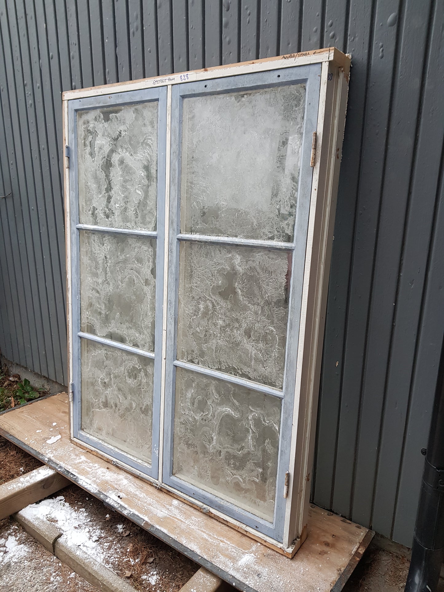 Art 828  b118.5×h155.5×12  3500 kr klar glas.