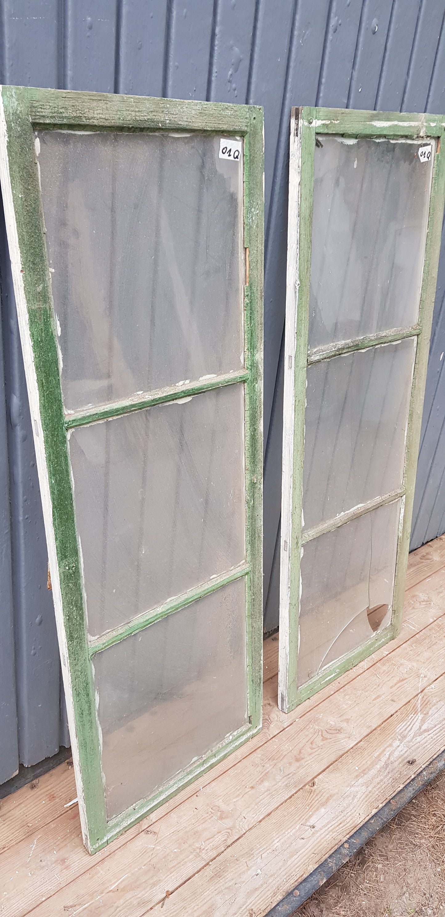 Art 01Q 2st B40 H111.5 D2.5 munblåsta 1000 kr per st