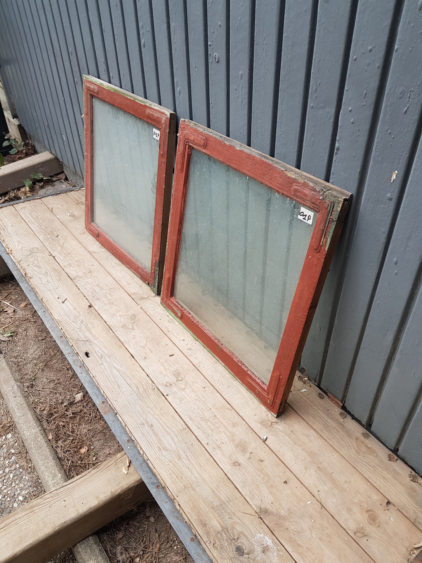 Art 01P 2st B53 H56 D2 munblåsta 650 kr per st