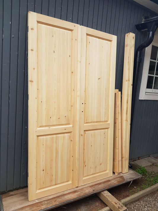 Art 837 B130 H210 15000kr