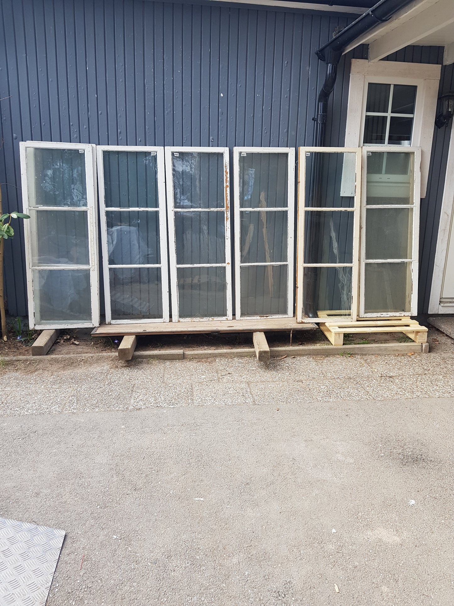 Art 01I 8st hela i glas B54 H150 D3 munblåsta äkta spröjs 1000KR st