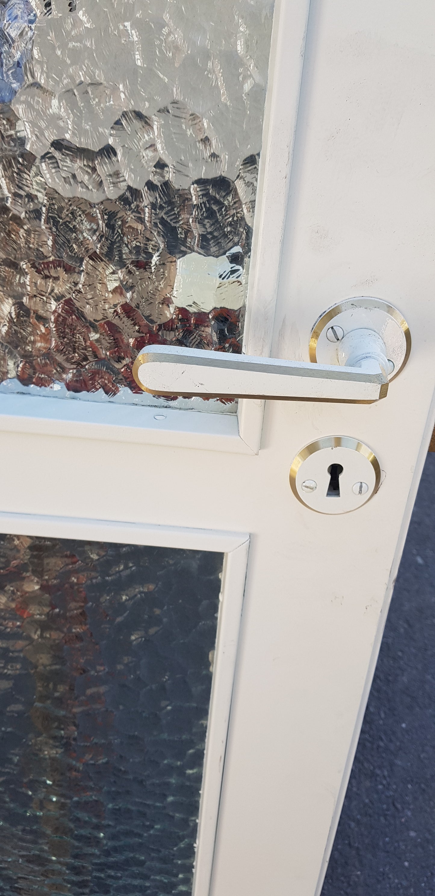 Art 8B b83 h202 d3.5 pris 2500 kr vänster utan karm