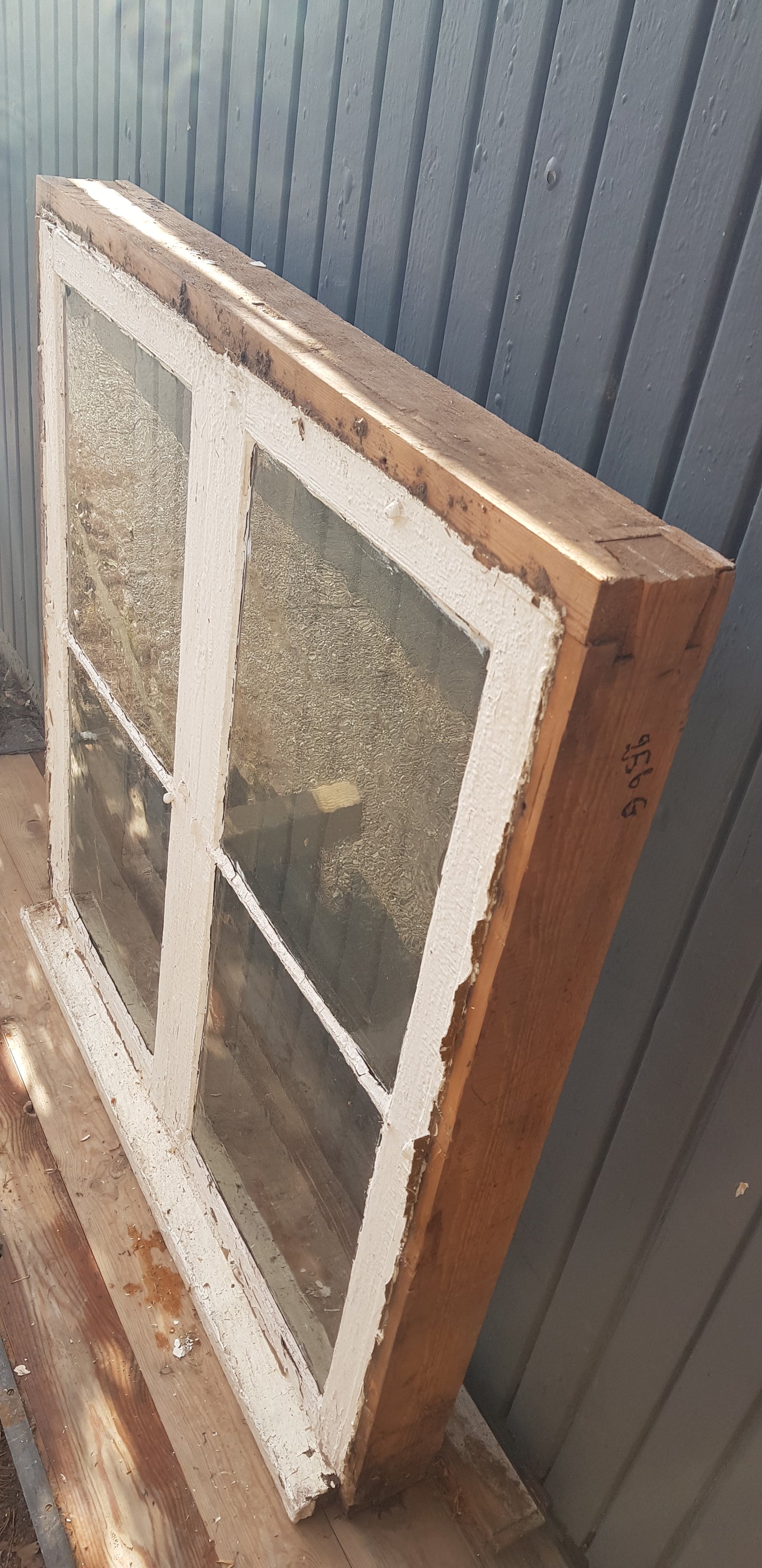 256G B103 h106 d10.5 munblåst 3000kr
