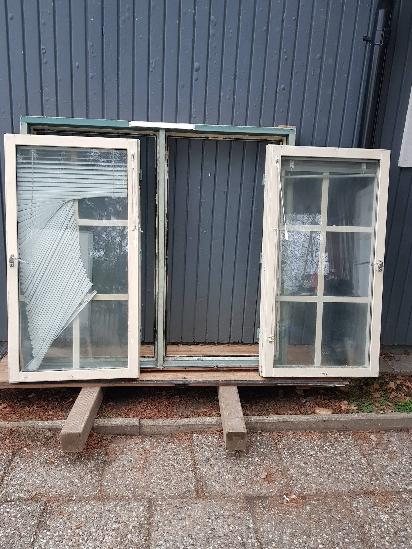 ART 786 B 140 H 130 D 10.5 5000 KR UTÅT 3GLAS