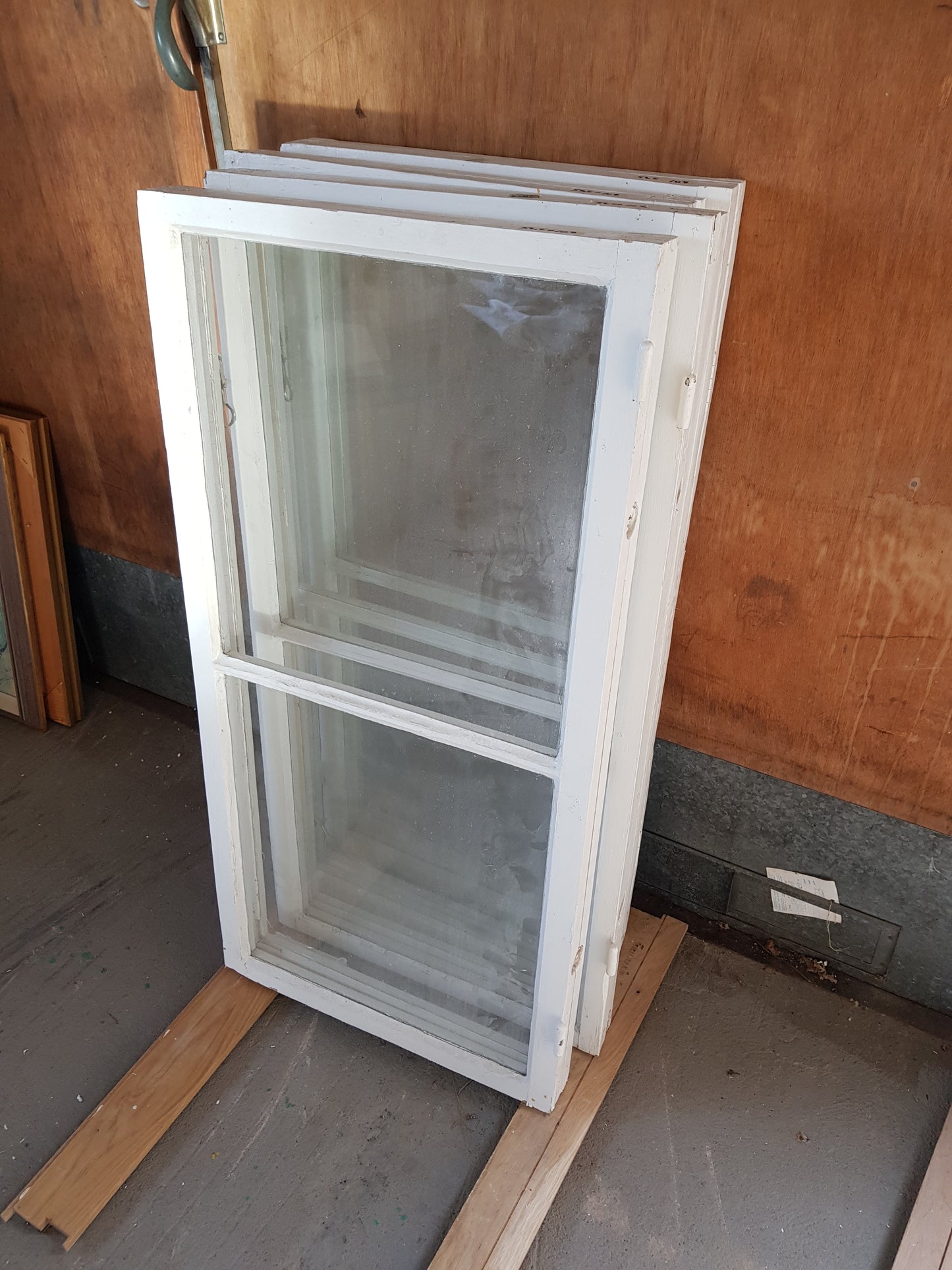 Art 852D 4st b53.5 h108 1000kr st utan karm (Borlänge)