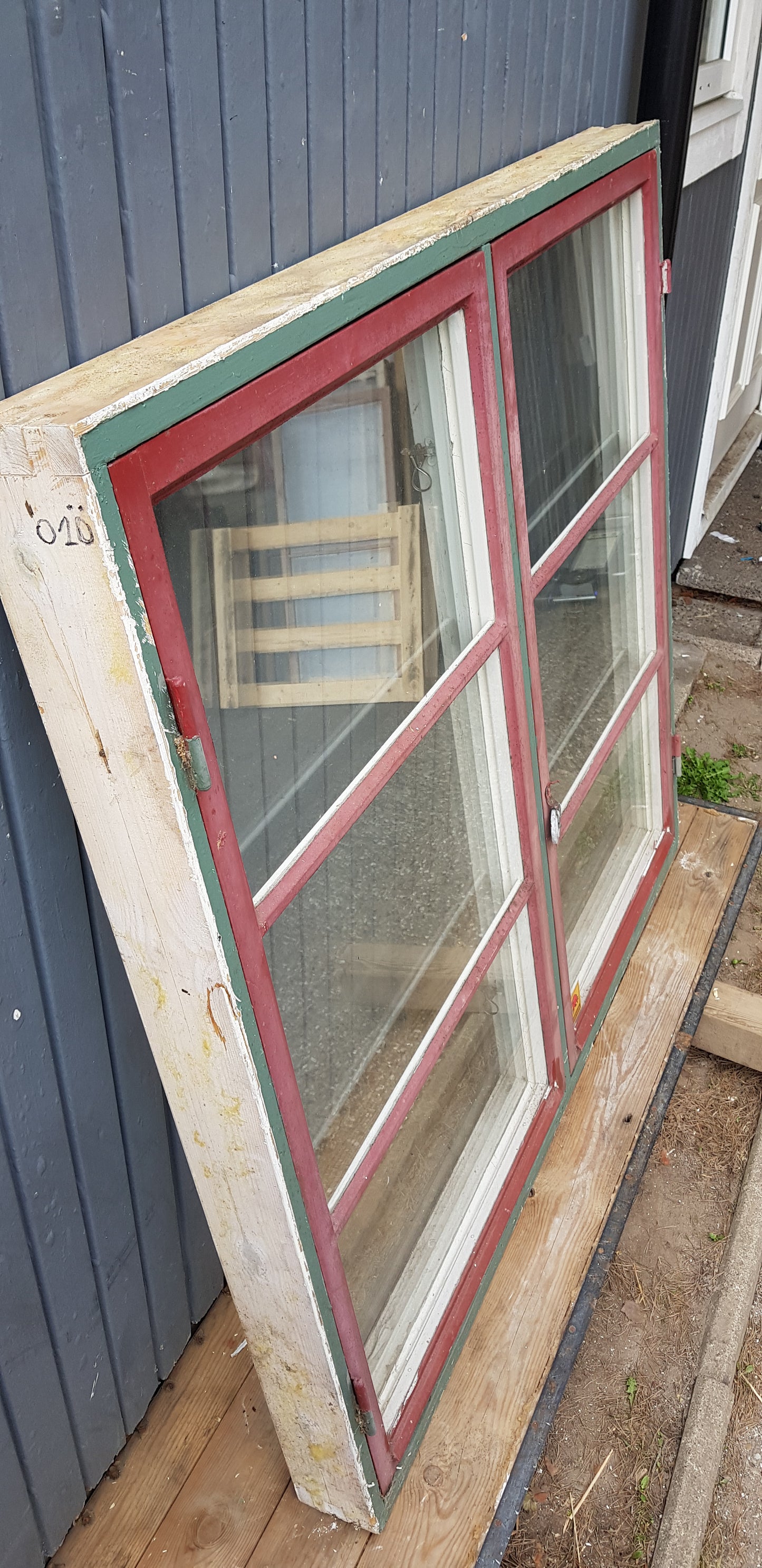 Art 01Ö 1st B138.5 H128.5 D10.5 kopplade 4000KR