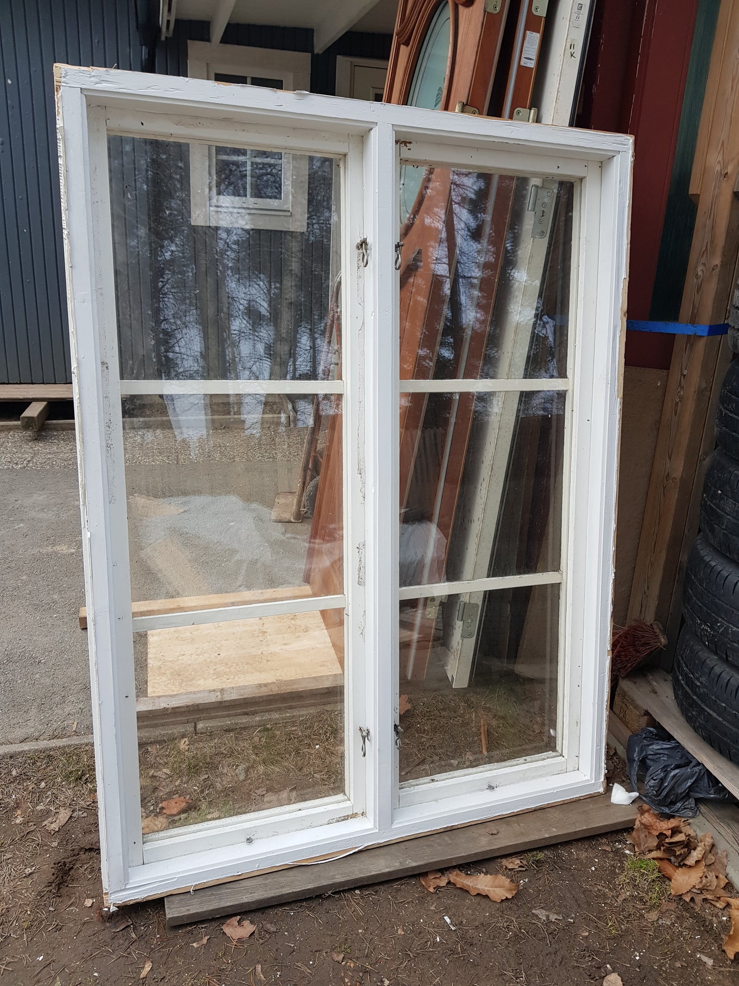 Art 828  b118.5×h155.5×12  3500 kr klar glas.