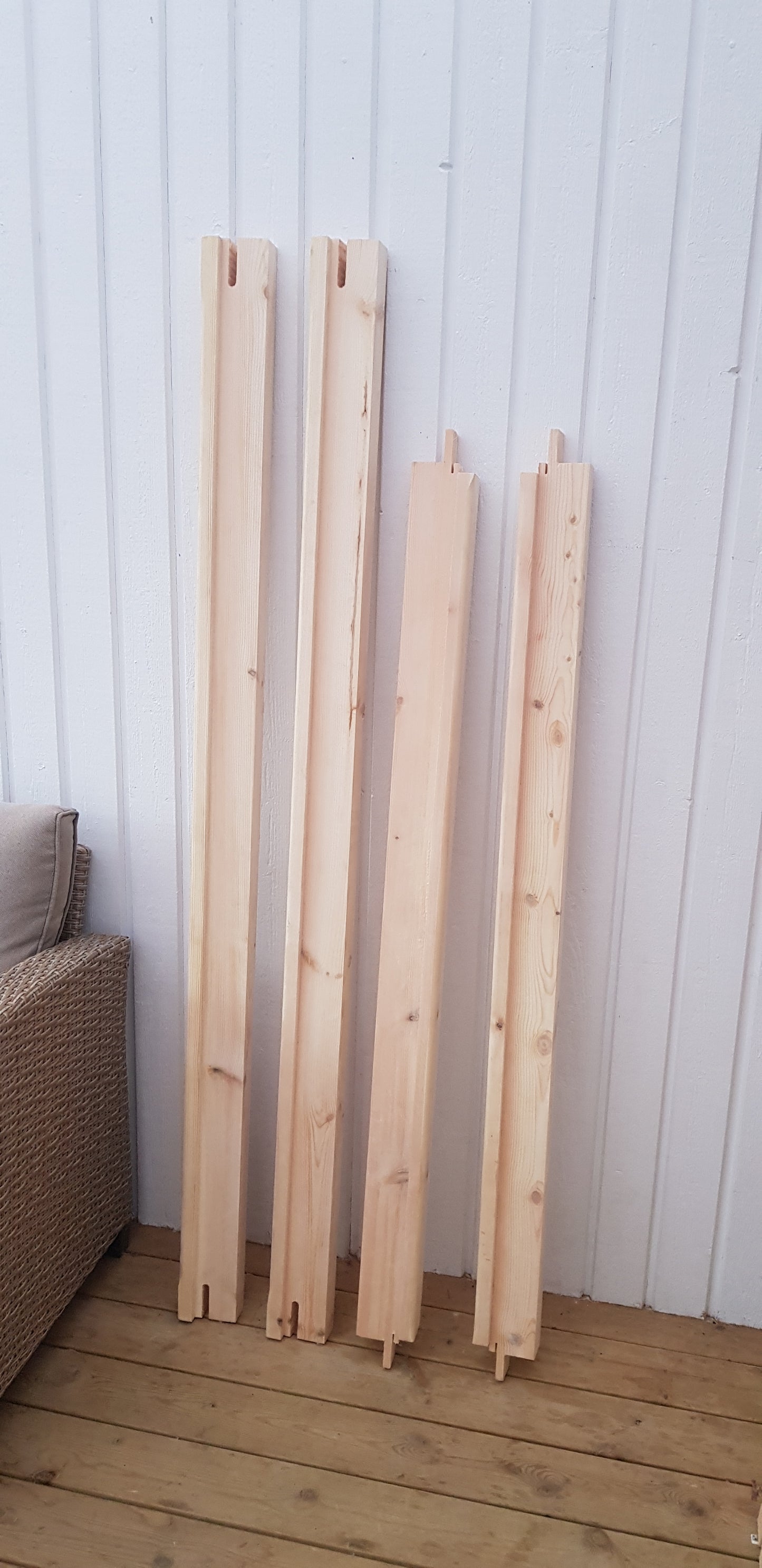*Fin dubbel gammal kopplad altandörr med nytillverkad karm, Bredd 143.5 cm Höjd 167 cm tjocklek 10 cm Pris dörr : 5000 kr Pris nytillverkad karm: 1000 kr ARTIKELNUMMER 257