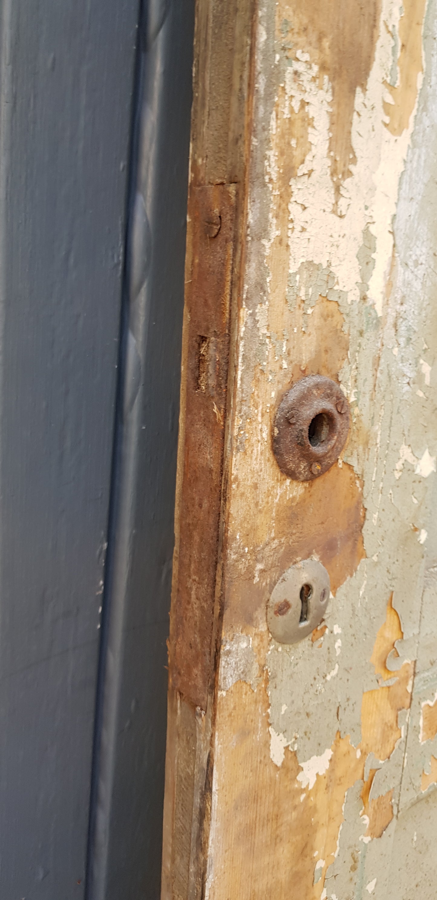 ART 701 B66.5 H202 D3.5 PRIS 3000 kr höger