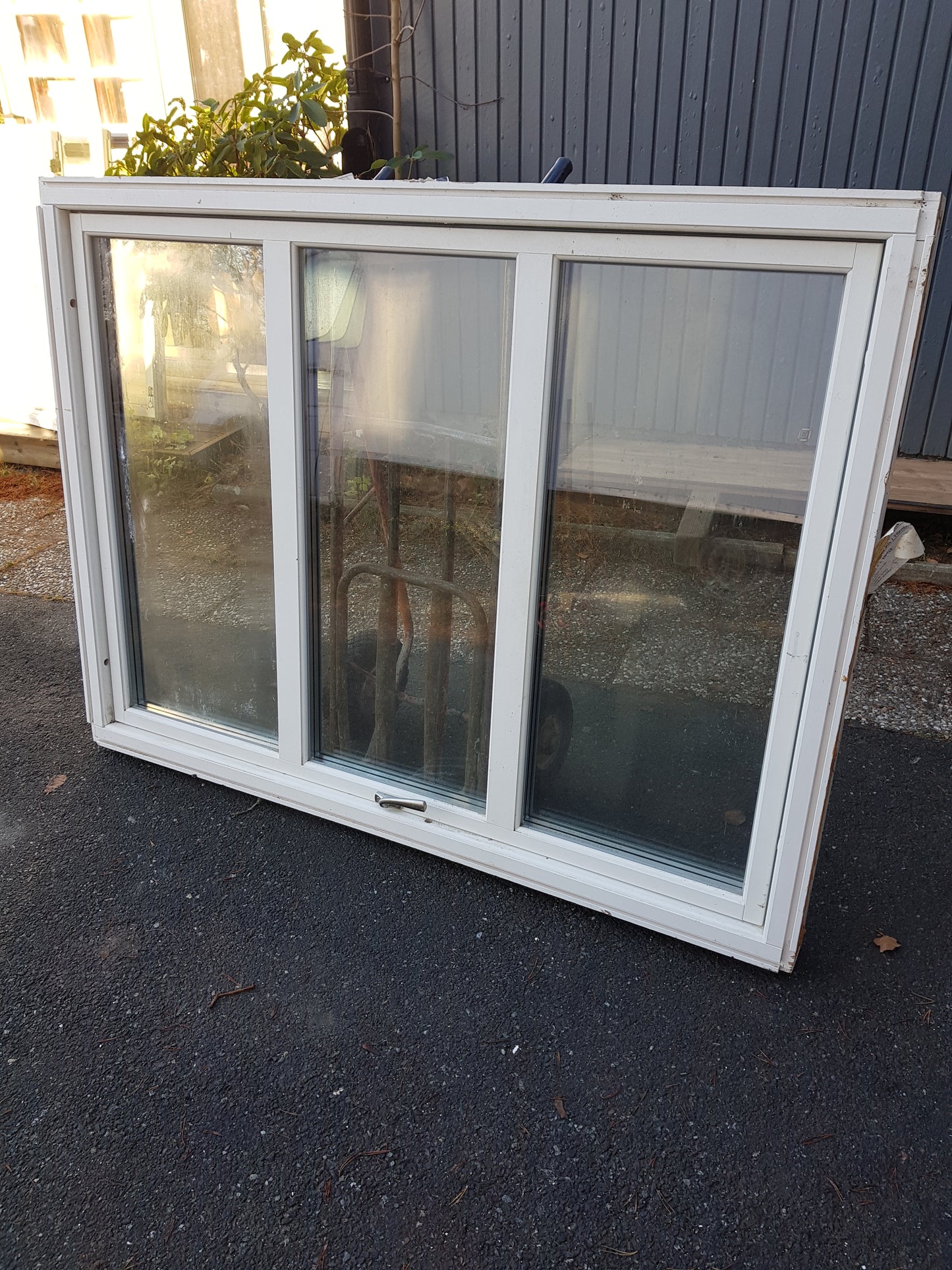 ART 754 B 160 H 120 PRIS 6500 KR 3glas mockfjärd