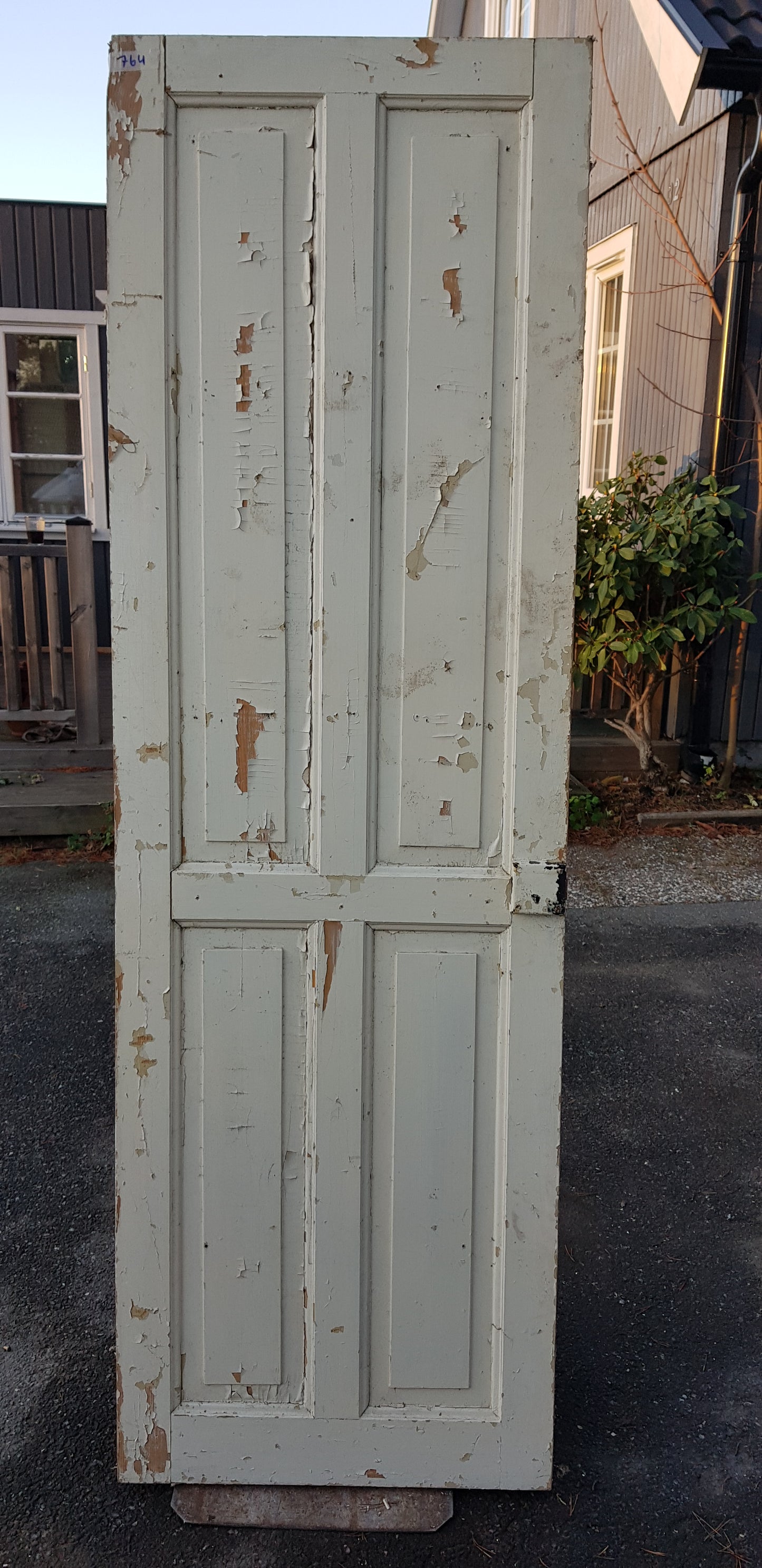 ART 764 B 63 H 198 D 3.5 PRIS 2500 KR HÖGER