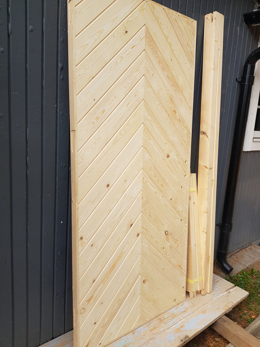 ART 724 B100 H210 VÄNSTER såld