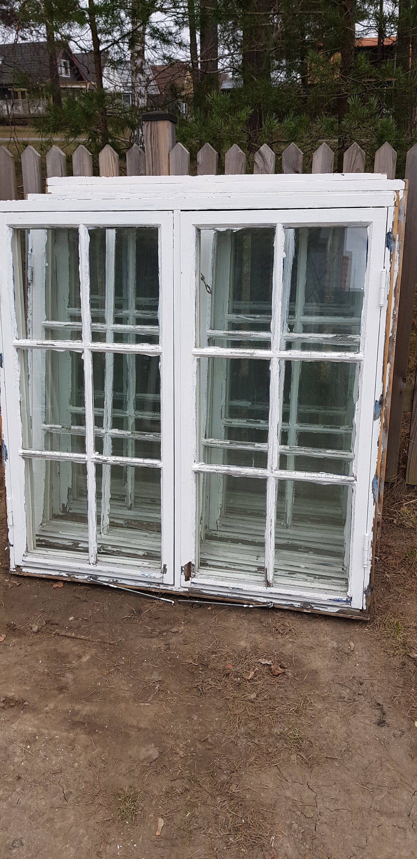 Art 02D 4st B118.5 H118.5 D10.5 kopplade med äkta spröjs 4000 kr per st.