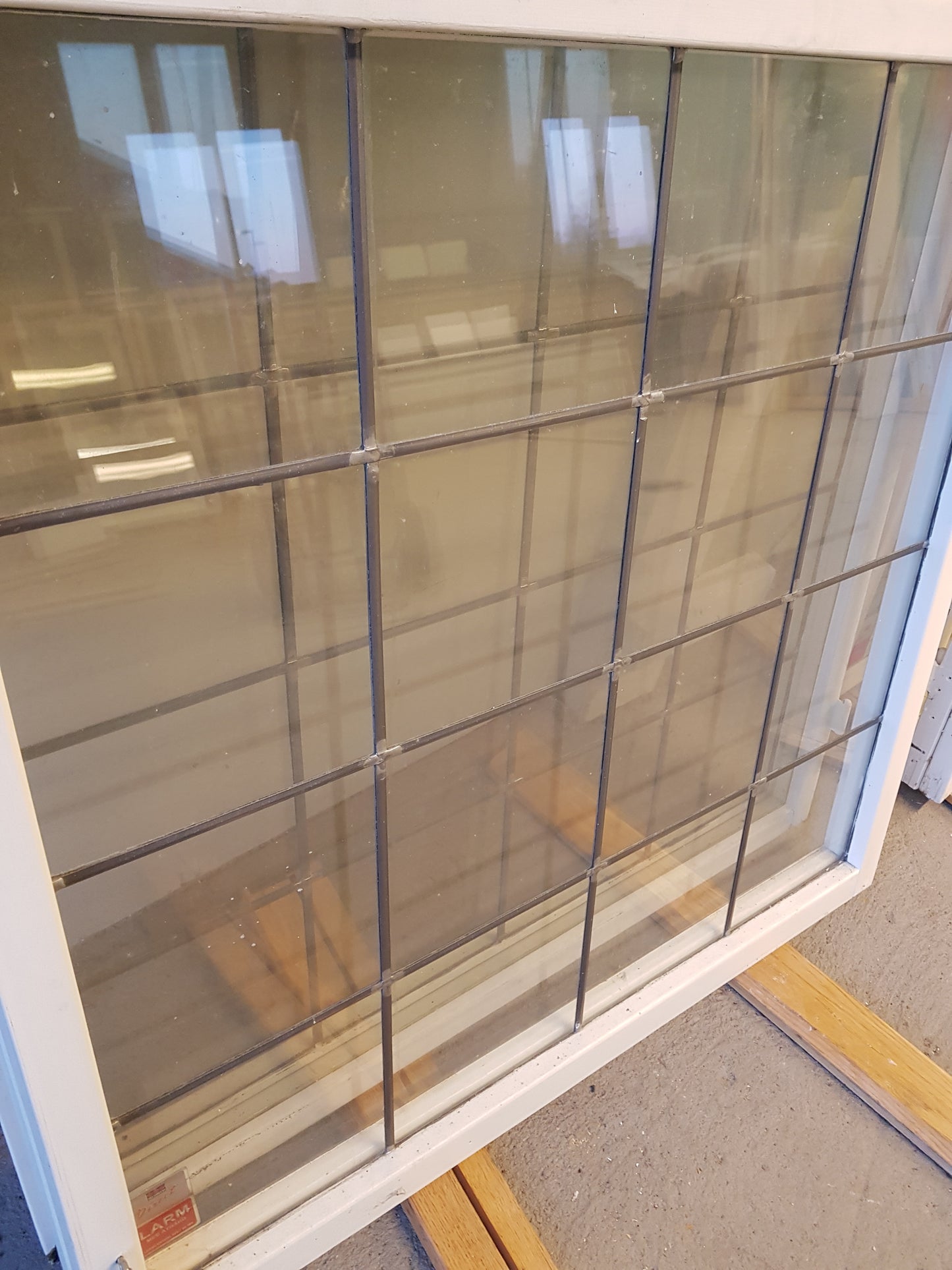 Art 834A b94 h92.2 2st 3500 kr st utan karm (Borlänge)