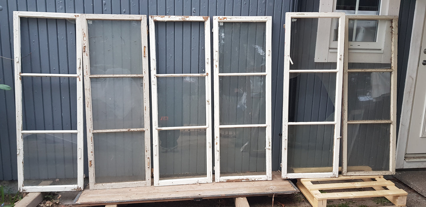 Art 01T 6st B53 H151 D3 munblåsta 3st hela i glas 3st någon ruta sönder 1000 kr per st