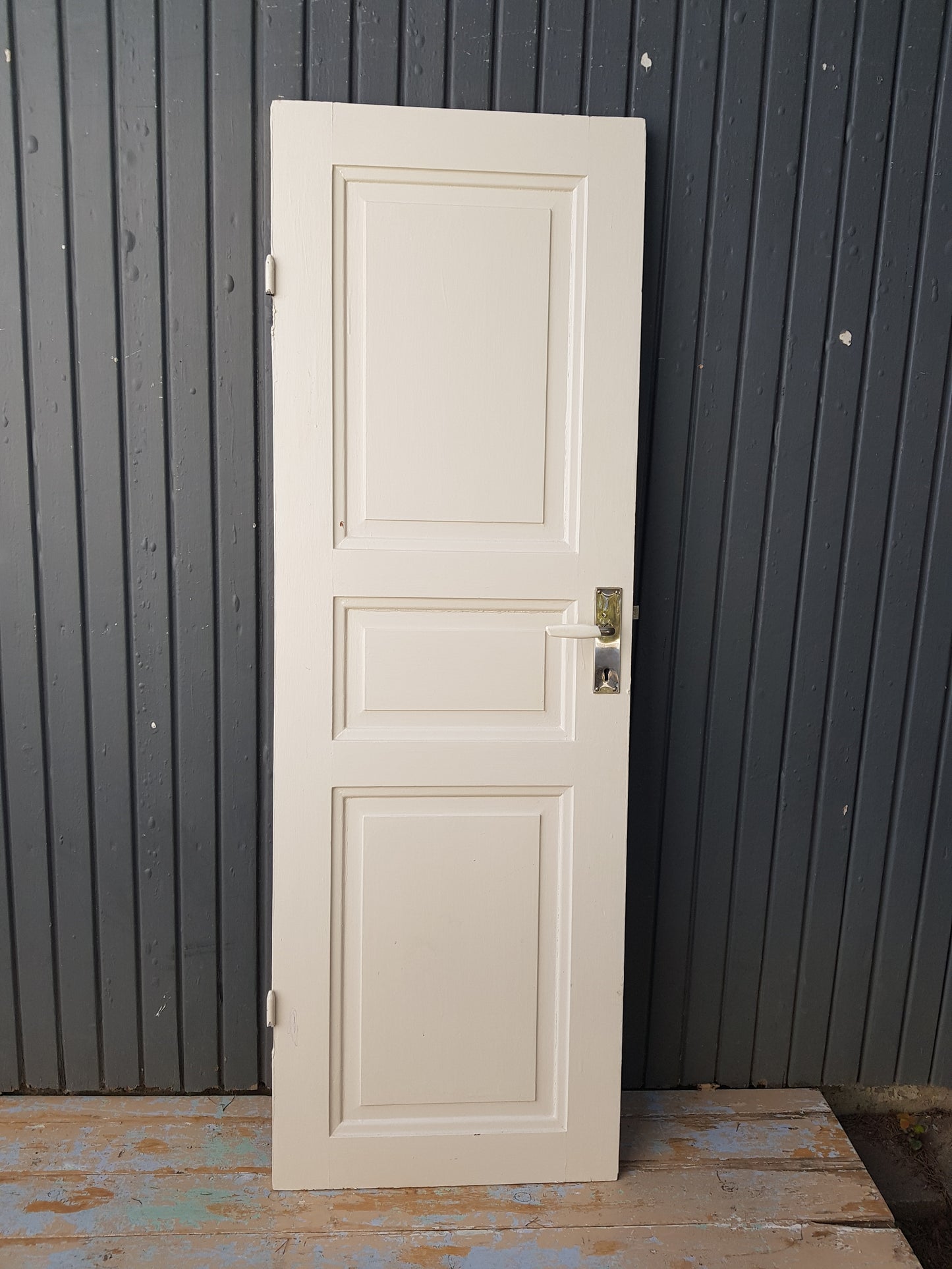 Art 03G1 B60 H180 D4 PRIS 2500 KR utan karm