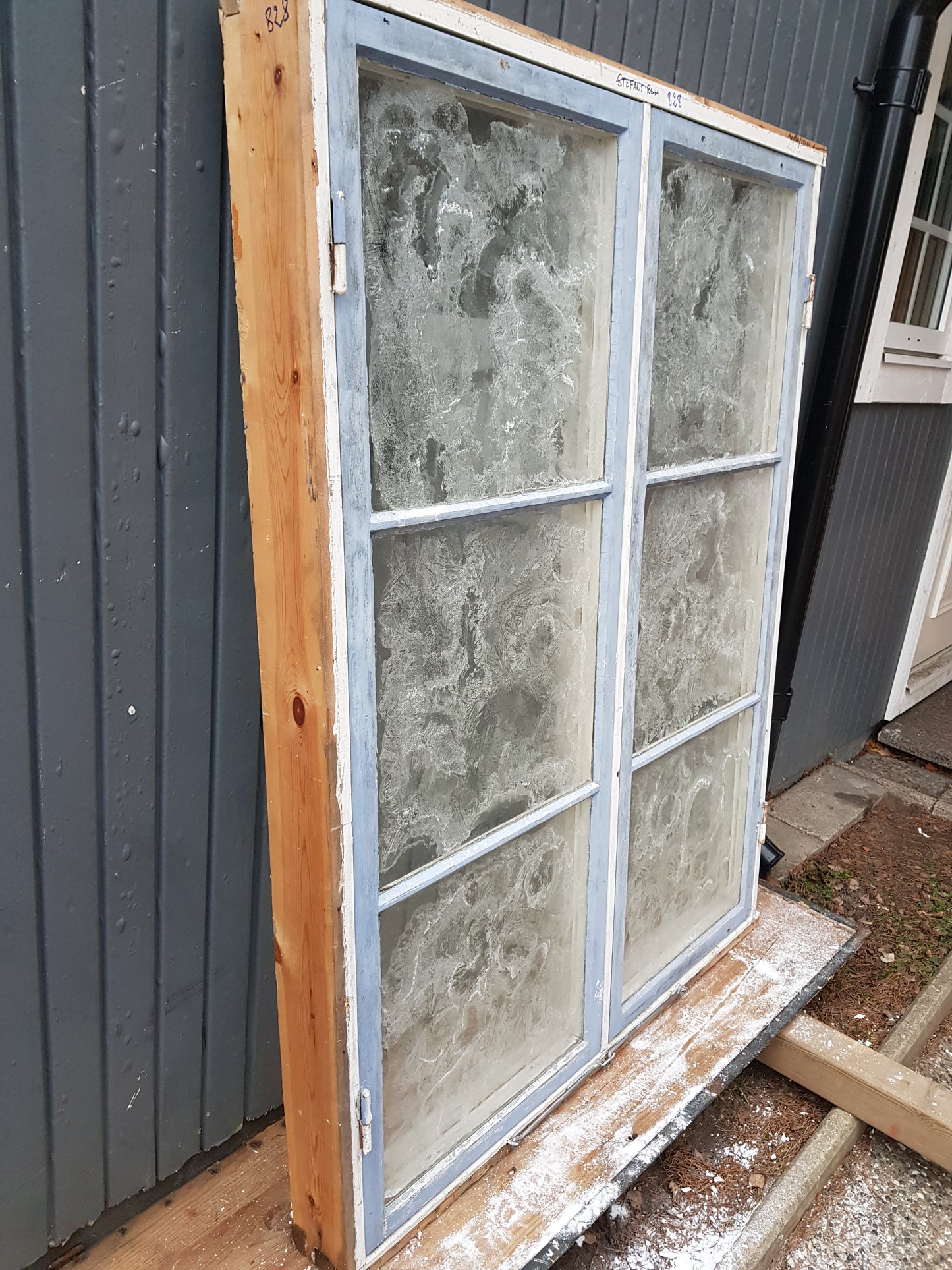Art 828  b118.5×h155.5×12  3500 kr klar glas.