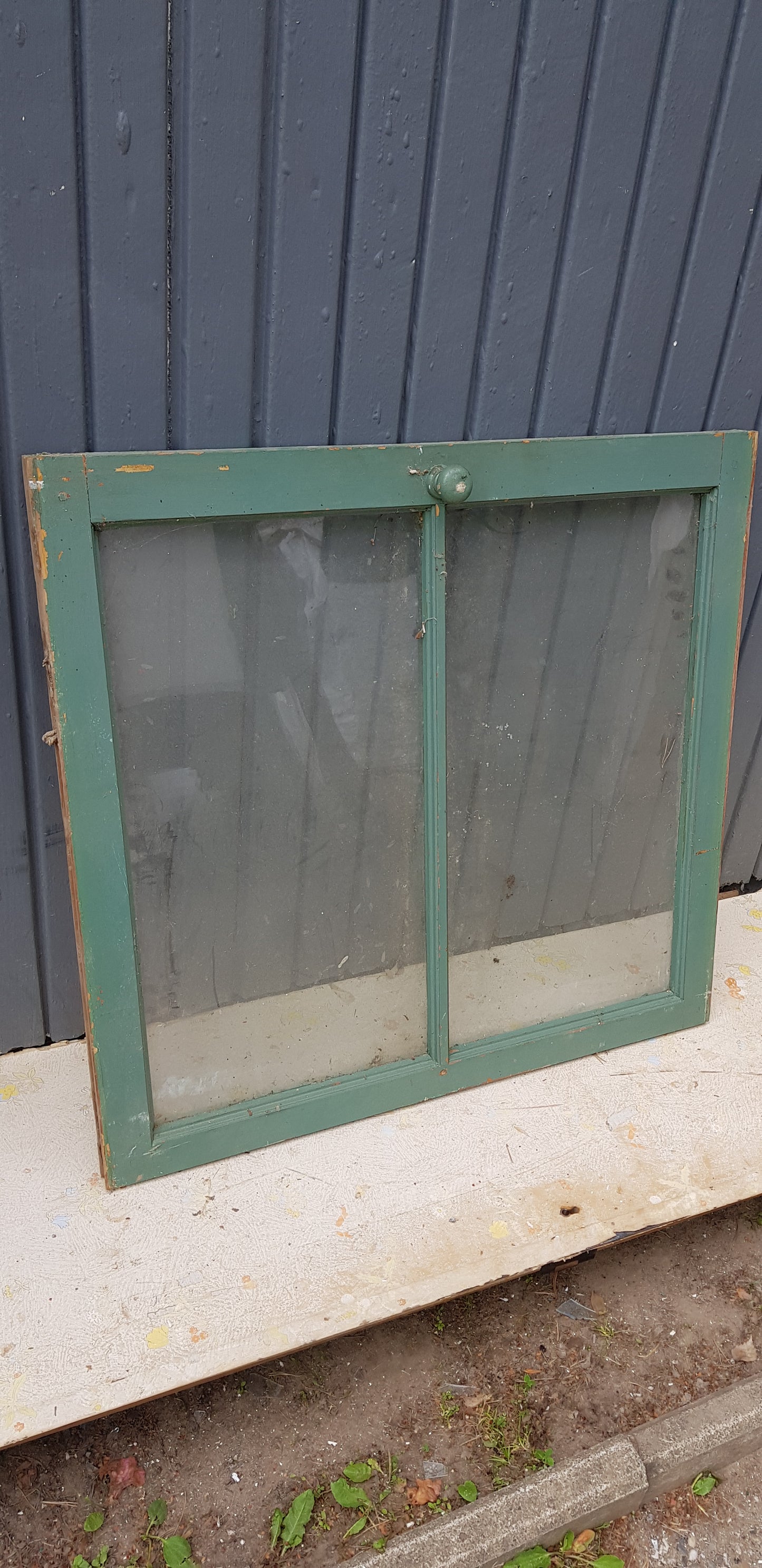 ART 597  B 79.5 h74.5  pris 500 kr