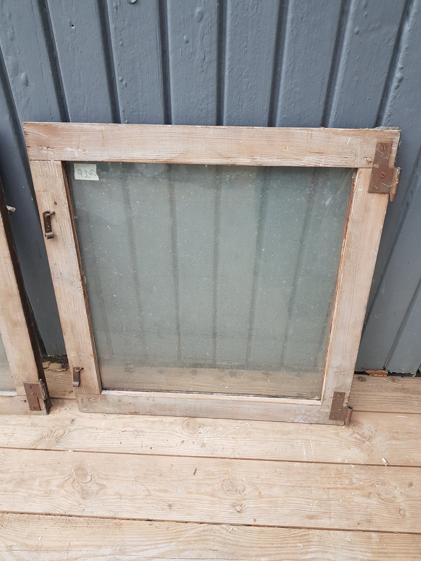 Art 01P 2st B53 H56 D2 munblåsta 650 kr per st